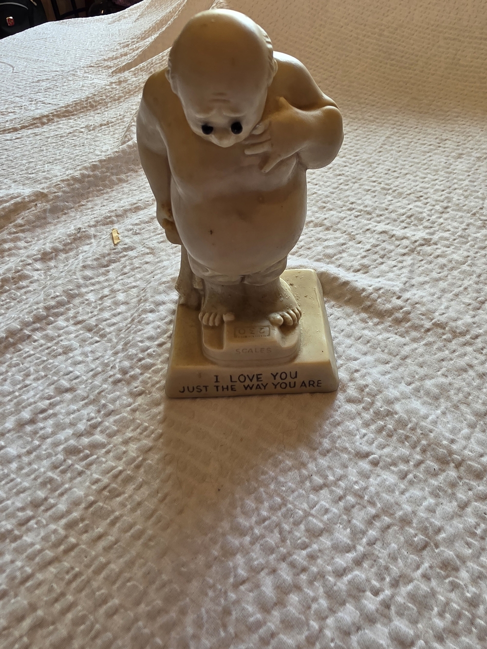 vintage 1970s R & W Berries Co. (Russ Berrie) "Sillisculpts" figurine